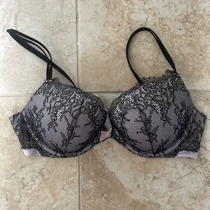 Victoria’s Secret very sexy push up bra, light grey/black, 38B